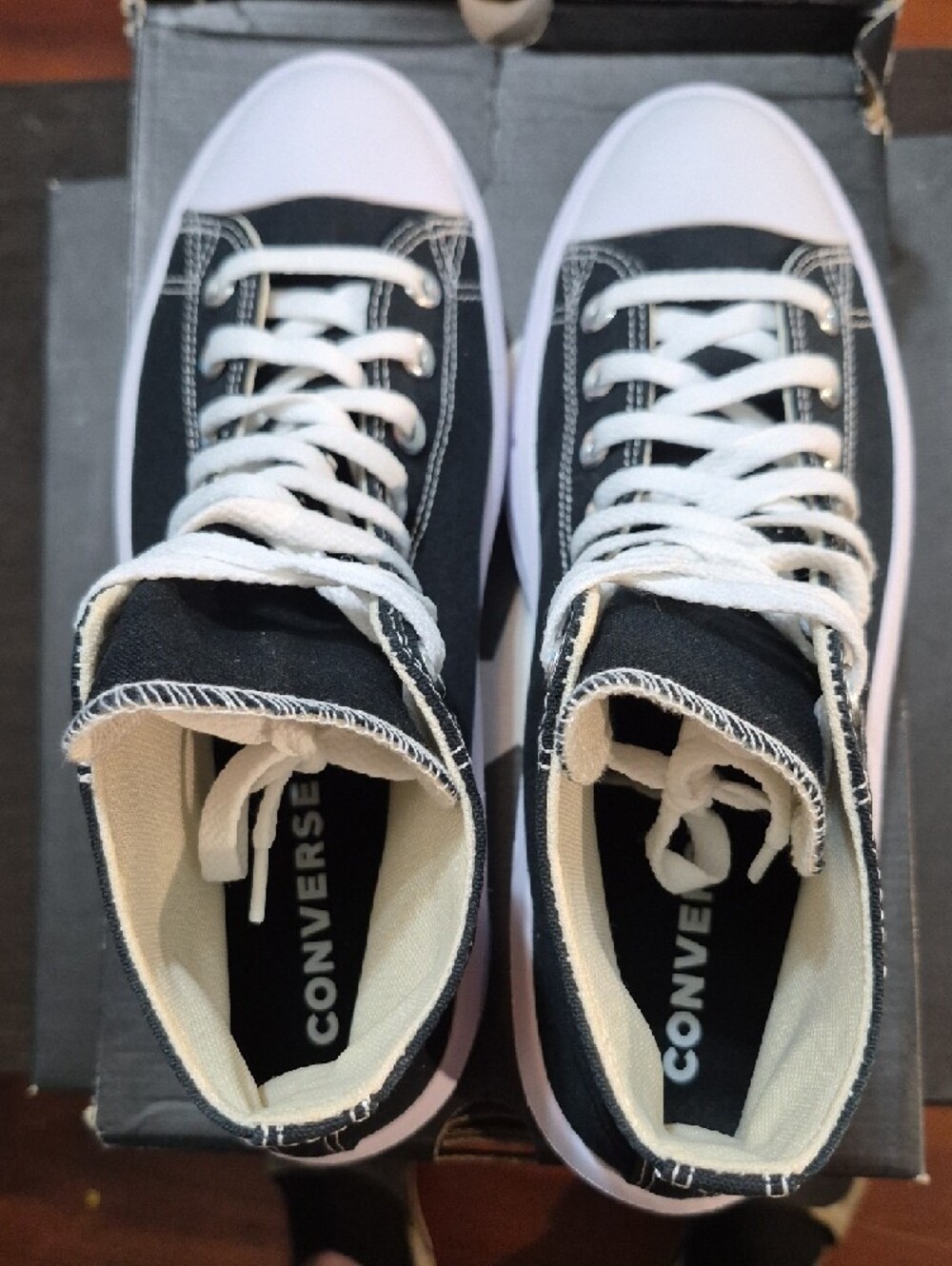 Converse Women's Chuck Taylor High Top Platform Sneaker (2020) W11 NEW W/BOX - Picture 6 of 11